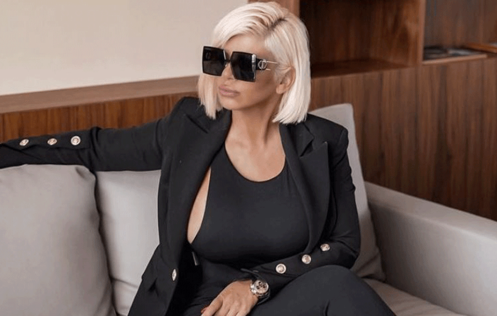 DARA BUBAMARA KAKVU NIKAD NISTE VIDELI: Bez fotošopa, NE LIČI NA SEBE! (FOTO)